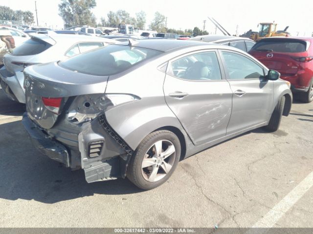 Photo 3 VIN: 5NPDH4AEXDH271586 - HYUNDAI ELANTRA 