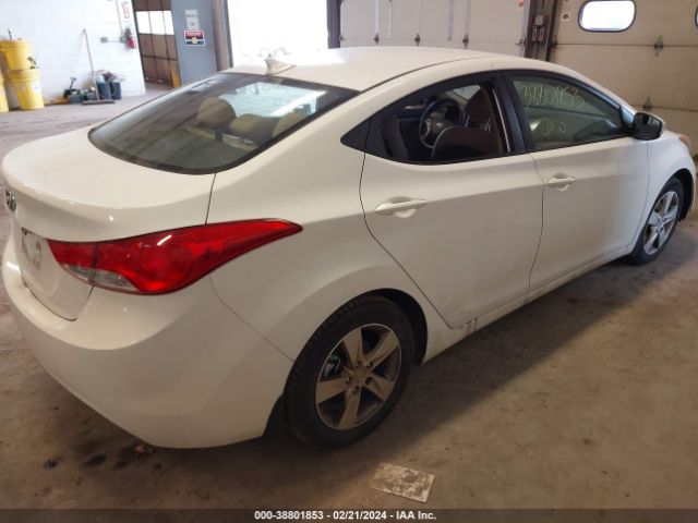 Photo 3 VIN: 5NPDH4AEXDH282264 - HYUNDAI ELANTRA 