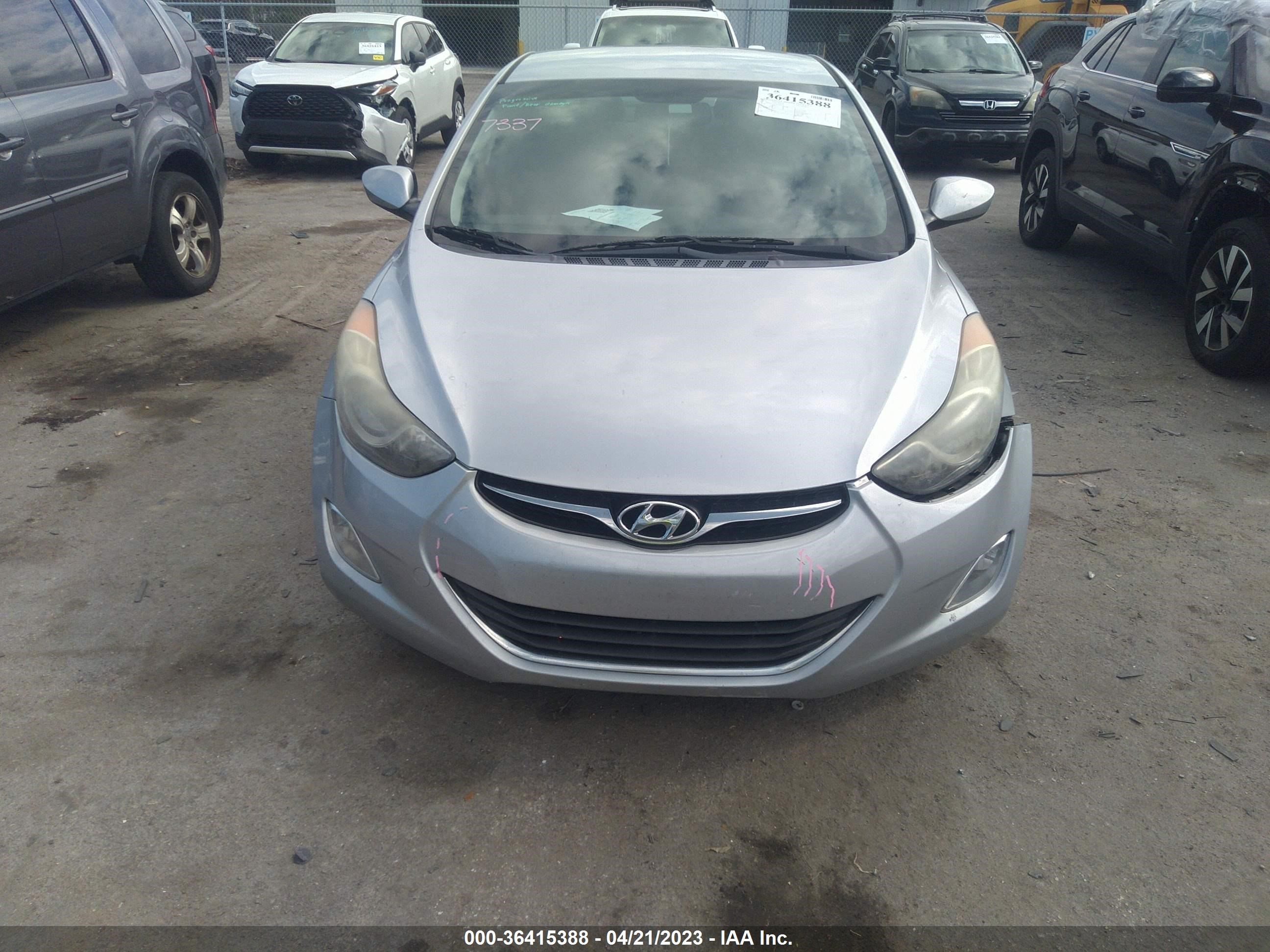 Photo 5 VIN: 5NPDH4AEXDH288226 - HYUNDAI ELANTRA 