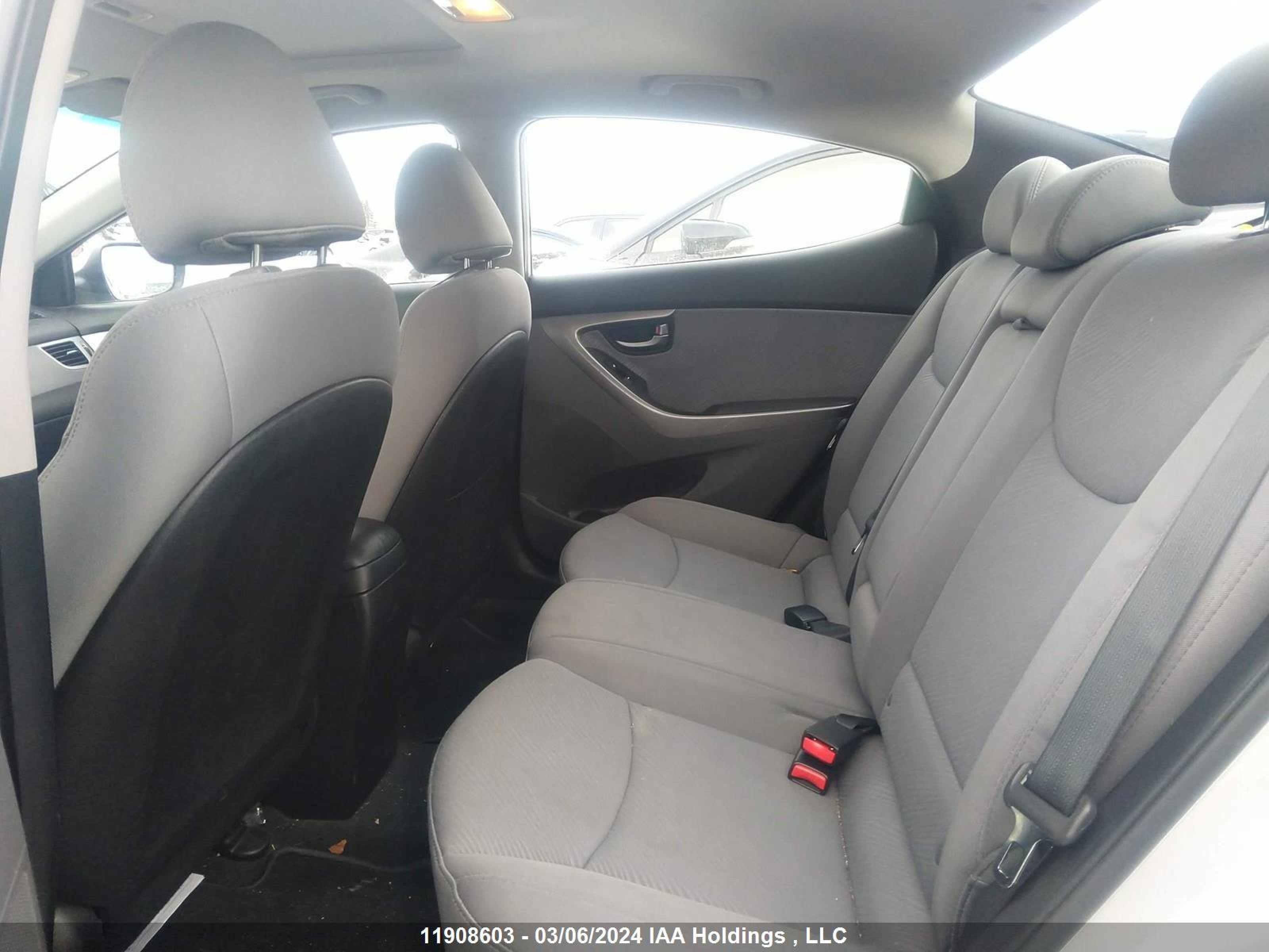 Photo 7 VIN: 5NPDH4AEXDH320530 - HYUNDAI ELANTRA 