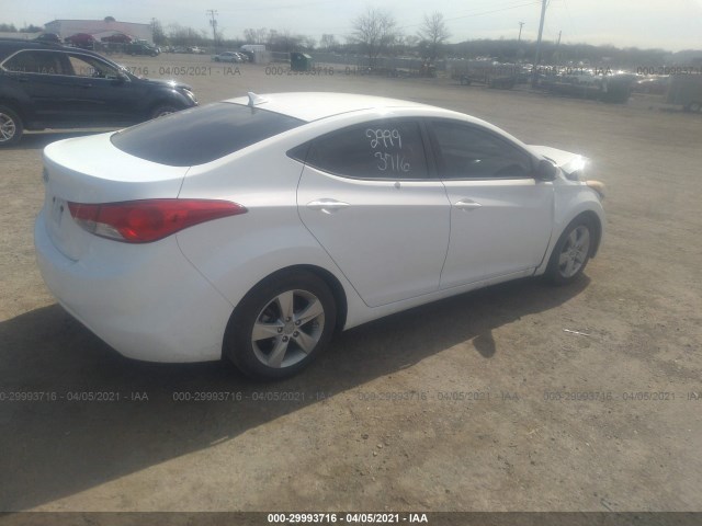 Photo 3 VIN: 5NPDH4AEXDH334833 - HYUNDAI ELANTRA 