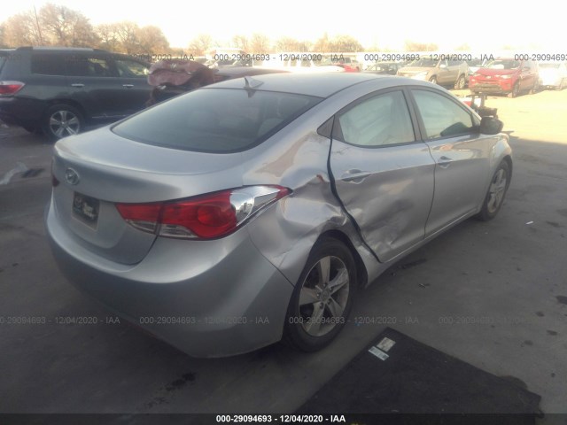 Photo 3 VIN: 5NPDH4AEXDH369730 - HYUNDAI ELANTRA 