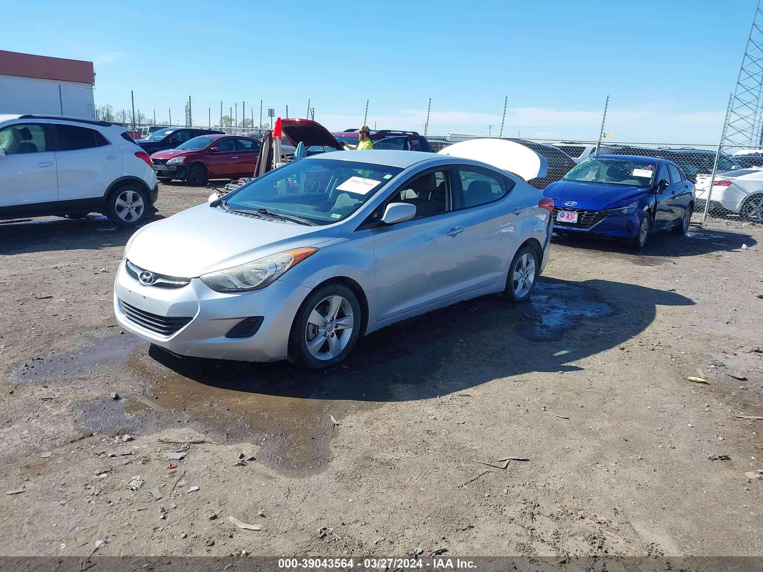 Photo 1 VIN: 5NPDH4AEXDH379822 - HYUNDAI ELANTRA 