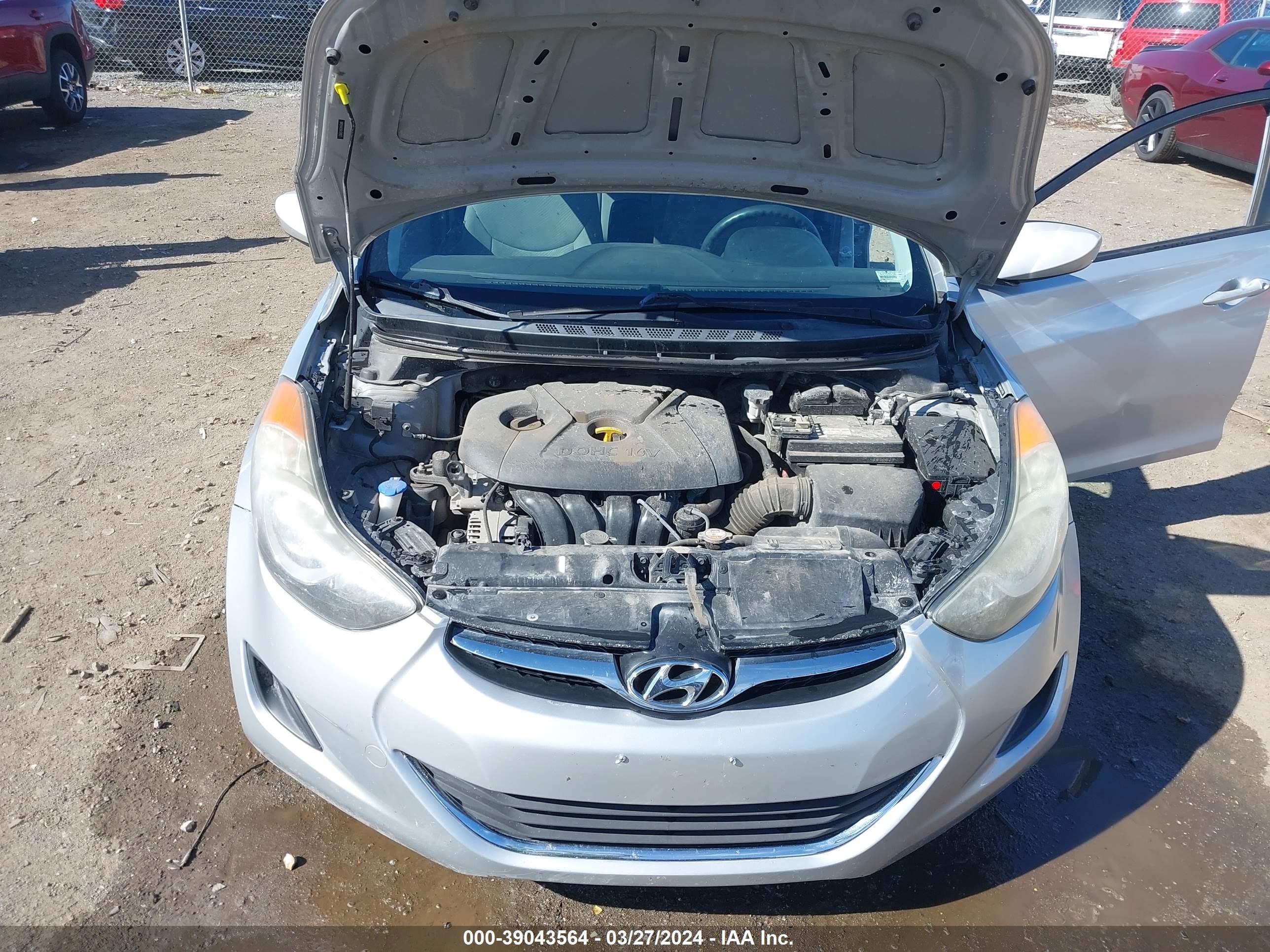 Photo 9 VIN: 5NPDH4AEXDH379822 - HYUNDAI ELANTRA 