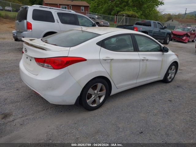 Photo 3 VIN: 5NPDH4AEXDH391100 - HYUNDAI ELANTRA 