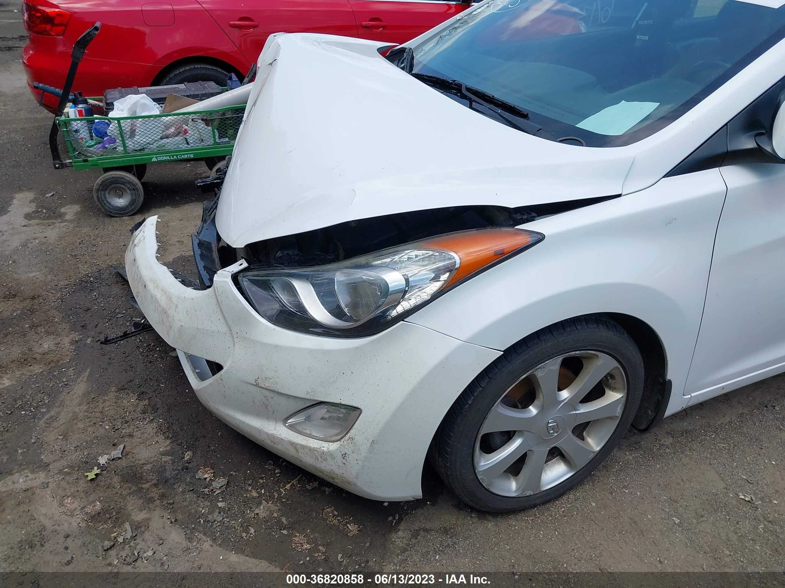 Photo 5 VIN: 5NPDH4AEXDH391646 - HYUNDAI ELANTRA 