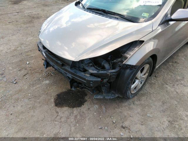 Photo 5 VIN: 5NPDH4AEXDH400779 - HYUNDAI ELANTRA 