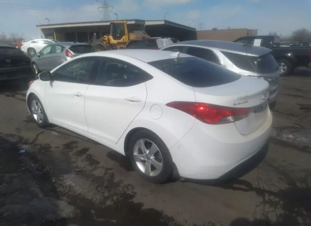 Photo 2 VIN: 5NPDH4AEXDH409188 - HYUNDAI ELANTRA 