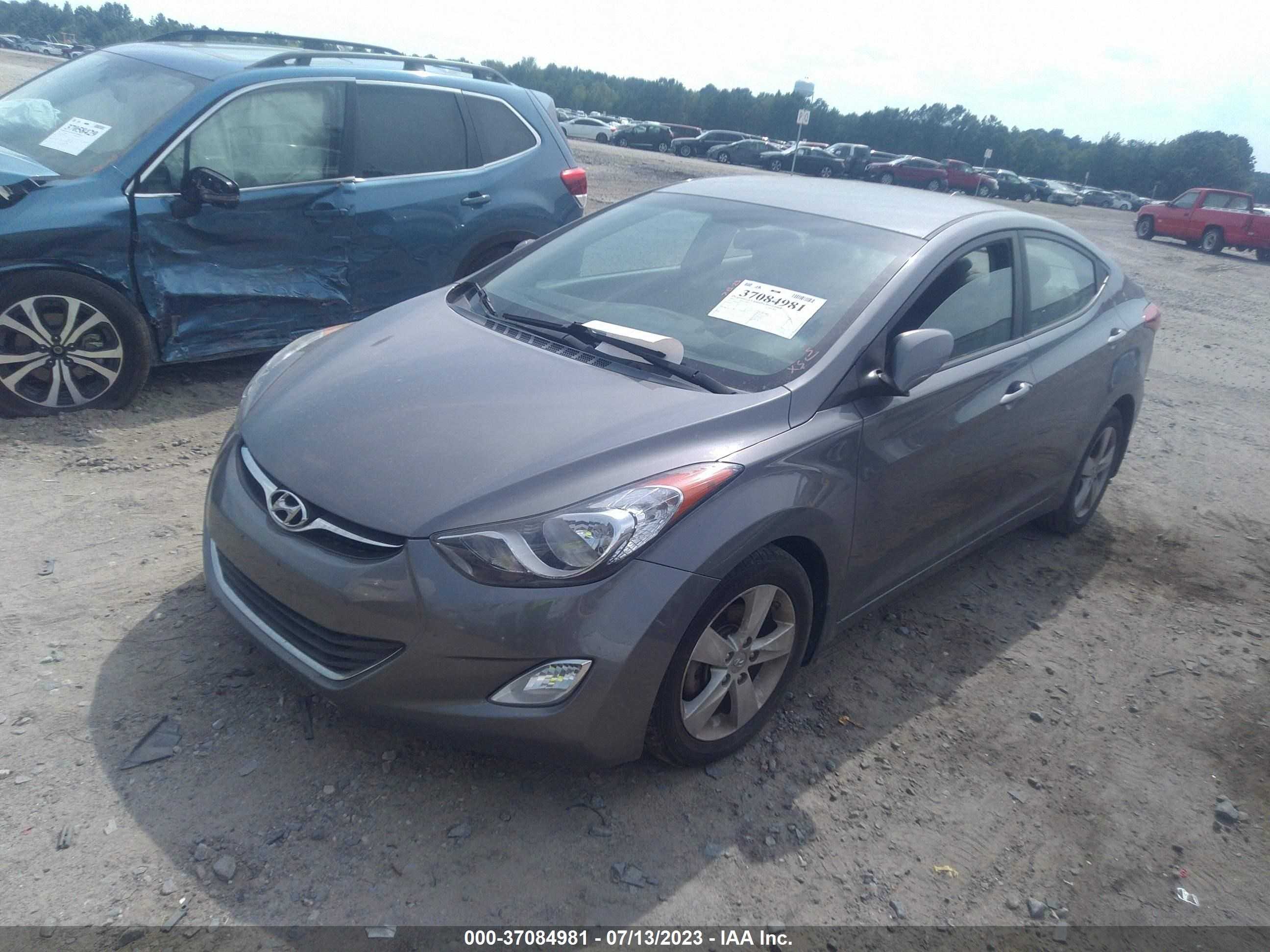 Photo 1 VIN: 5NPDH4AEXDH409319 - HYUNDAI ELANTRA 