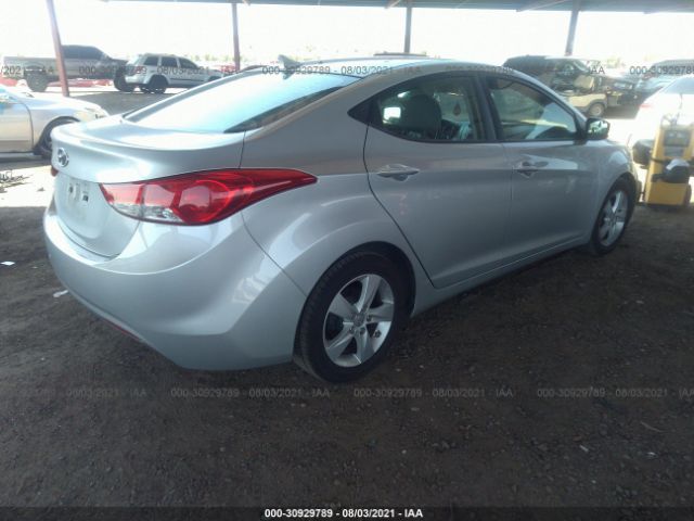 Photo 3 VIN: 5NPDH4AEXDH413063 - HYUNDAI ELANTRA 