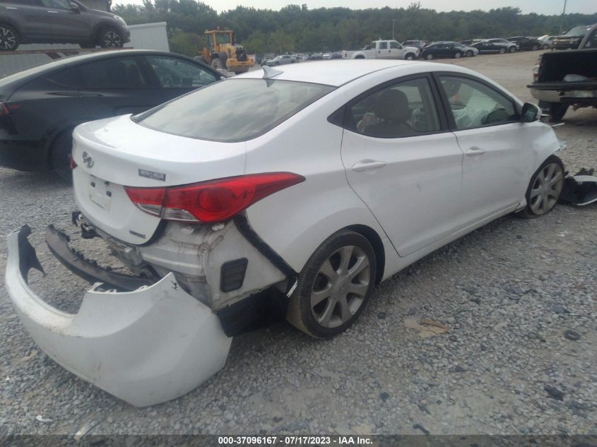 Photo 3 VIN: 5NPDH4AEXDH431577 - HYUNDAI ELANTRA 