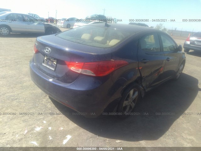 Photo 3 VIN: 5NPDH4AEXDH431837 - HYUNDAI ELANTRA 