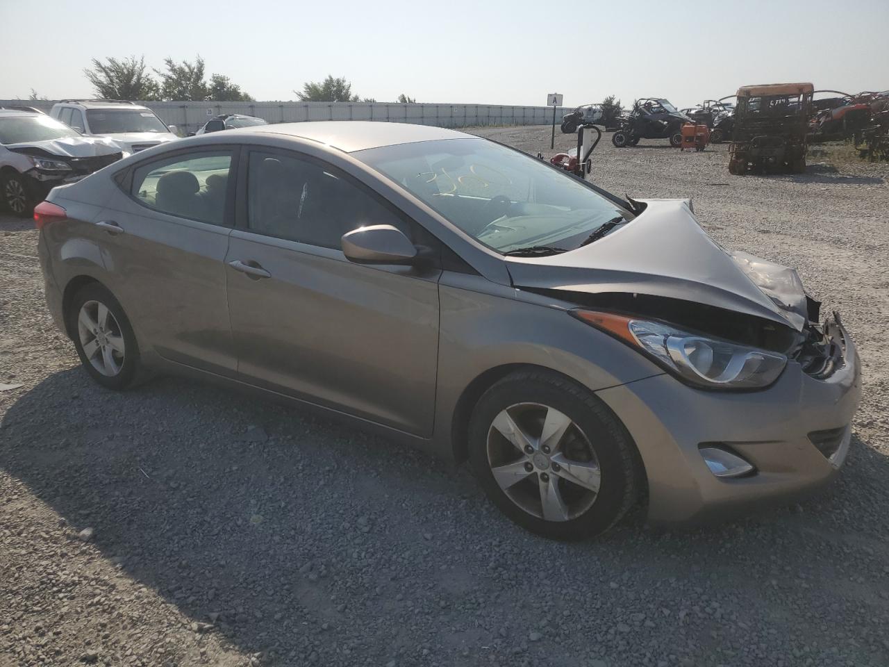 Photo 3 VIN: 5NPDH4AEXDH451232 - HYUNDAI ELANTRA 