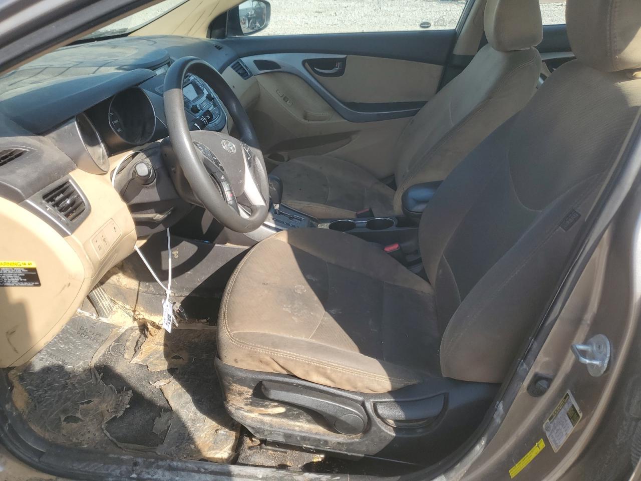 Photo 6 VIN: 5NPDH4AEXDH451232 - HYUNDAI ELANTRA 