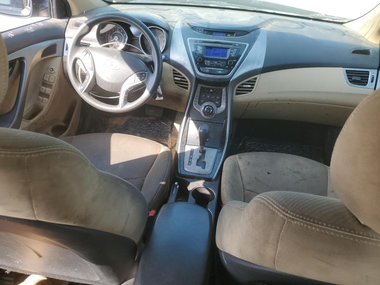 Photo 7 VIN: 5NPDH4AEXDH451232 - HYUNDAI ELANTRA 