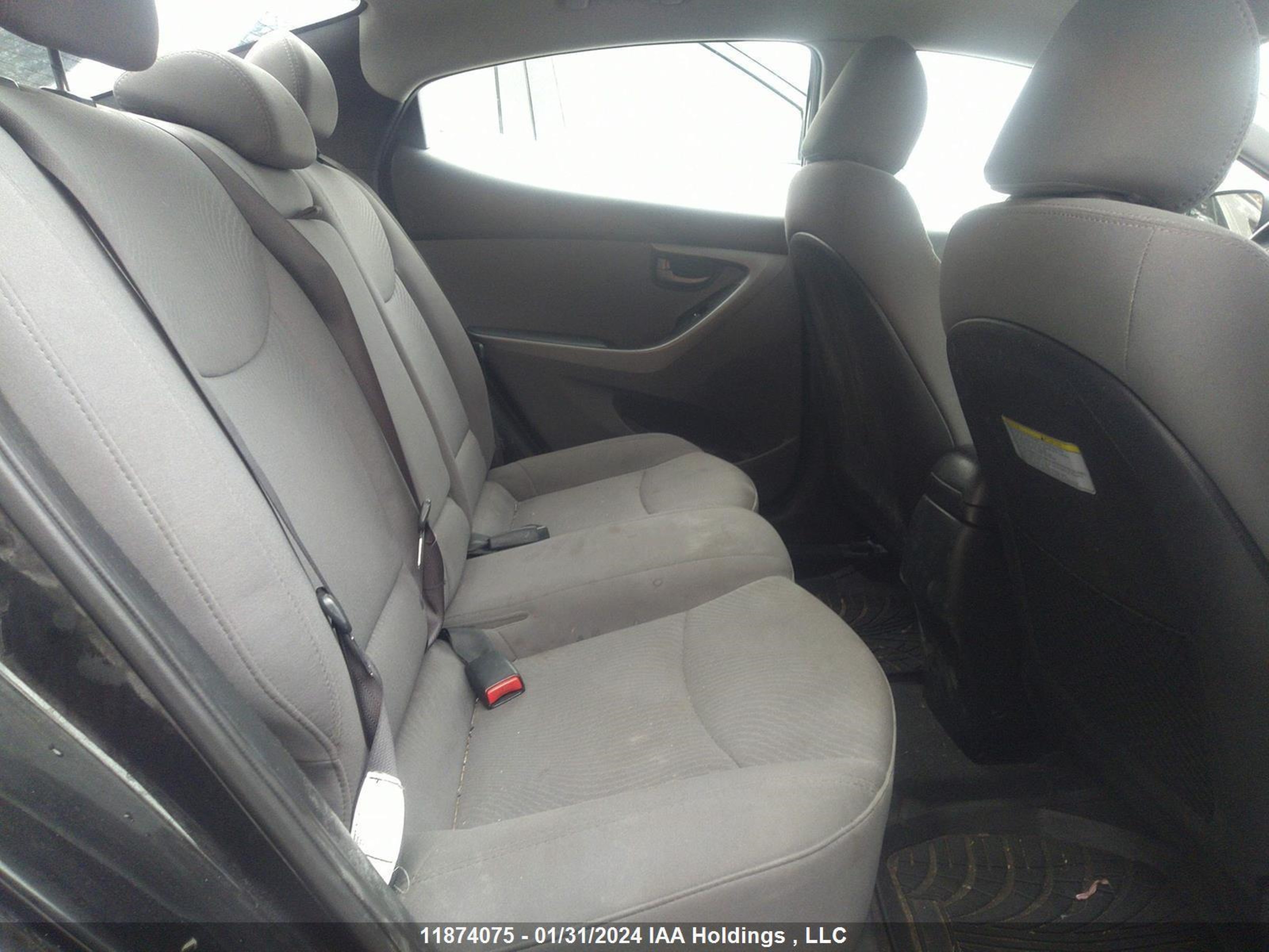 Photo 7 VIN: 5NPDH4AEXEH491649 - HYUNDAI ELANTRA 