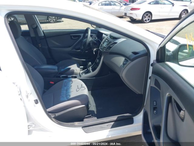 Photo 4 VIN: 5NPDH4AEXEH492106 - HYUNDAI ELANTRA 