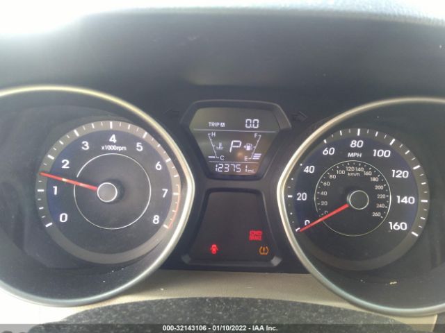 Photo 6 VIN: 5NPDH4AEXEH494521 - HYUNDAI ELANTRA 