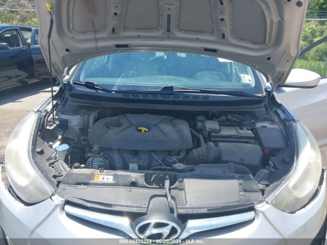 Photo 9 VIN: 5NPDH4AEXEH513231 - HYUNDAI ELANTRA 