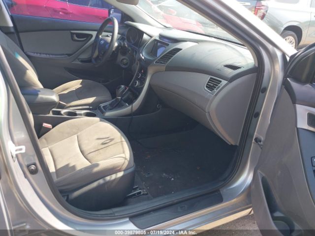 Photo 4 VIN: 5NPDH4AEXFH547767 - HYUNDAI ELANTRA 