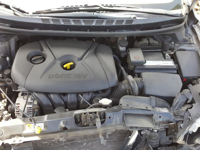 Photo 6 VIN: 5NPDH4AEXFH557389 - HYUNDAI ELANTRA SE 