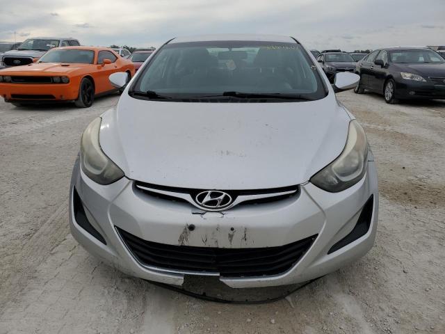 Photo 4 VIN: 5NPDH4AEXFH559627 - HYUNDAI ELANTRA SE 