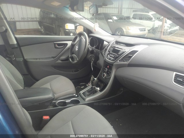 Photo 4 VIN: 5NPDH4AEXFH564925 - HYUNDAI ELANTRA 