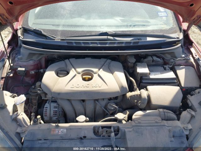 Photo 9 VIN: 5NPDH4AEXFH574449 - HYUNDAI ELANTRA 