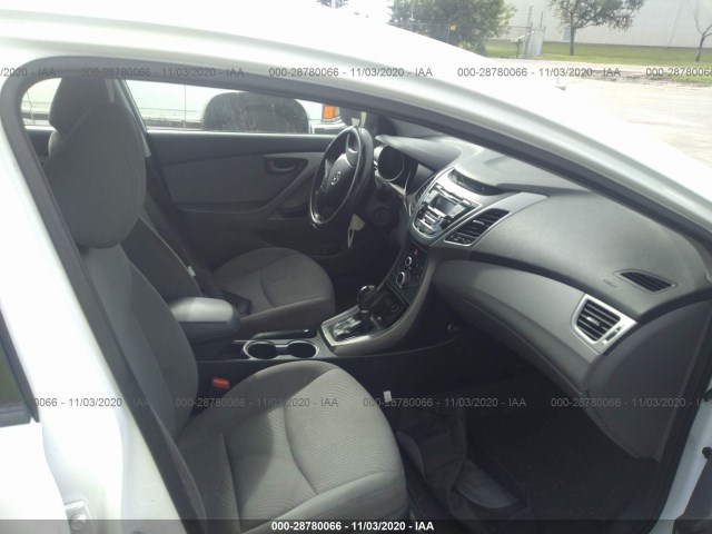 Photo 4 VIN: 5NPDH4AEXFH591557 - HYUNDAI ELANTRA 