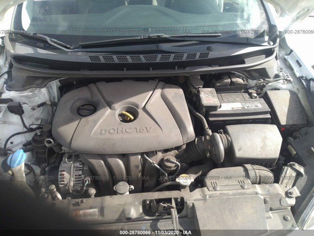 Photo 9 VIN: 5NPDH4AEXFH591557 - HYUNDAI ELANTRA 