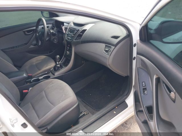 Photo 4 VIN: 5NPDH4AEXFH597942 - HYUNDAI ELANTRA 