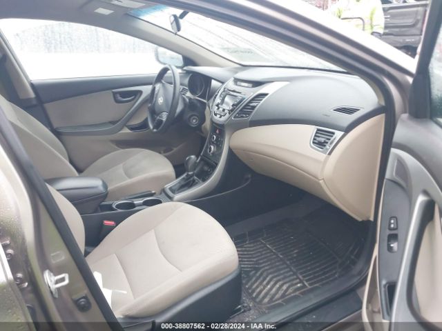 Photo 4 VIN: 5NPDH4AEXFH606378 - HYUNDAI ELANTRA 