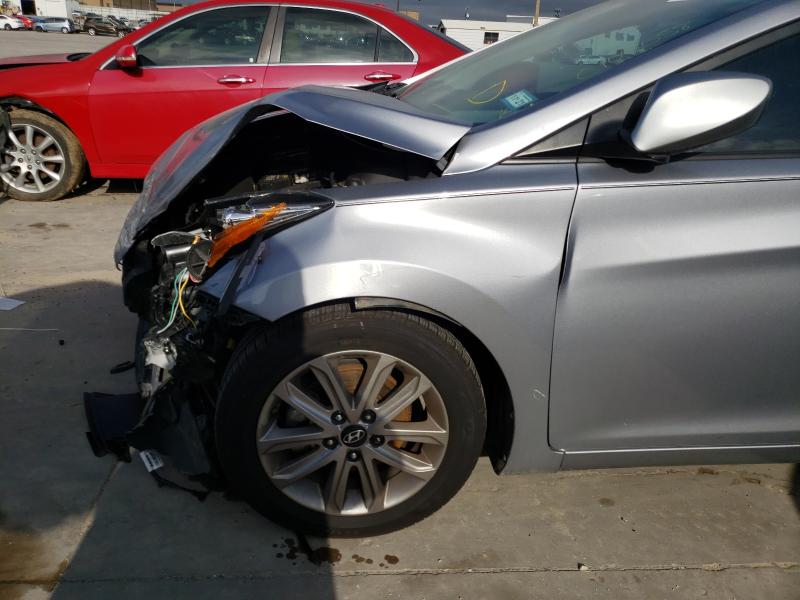 Photo 8 VIN: 5NPDH4AEXFH613556 - HYUNDAI ELANTRA SE 