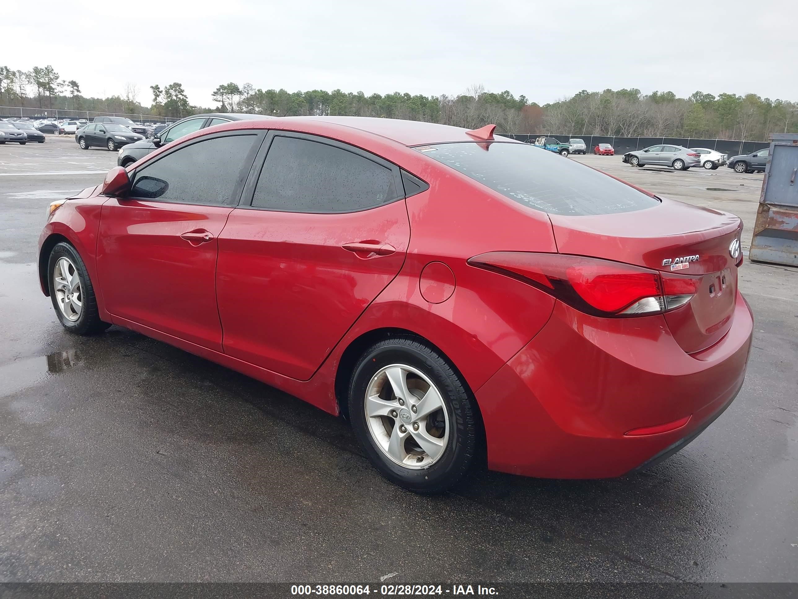 Photo 2 VIN: 5NPDH4AEXFH620300 - HYUNDAI ELANTRA 