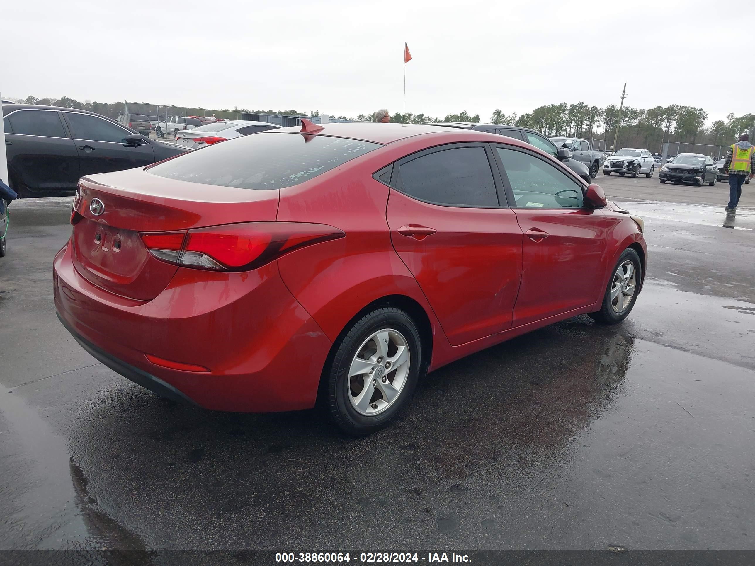 Photo 3 VIN: 5NPDH4AEXFH620300 - HYUNDAI ELANTRA 