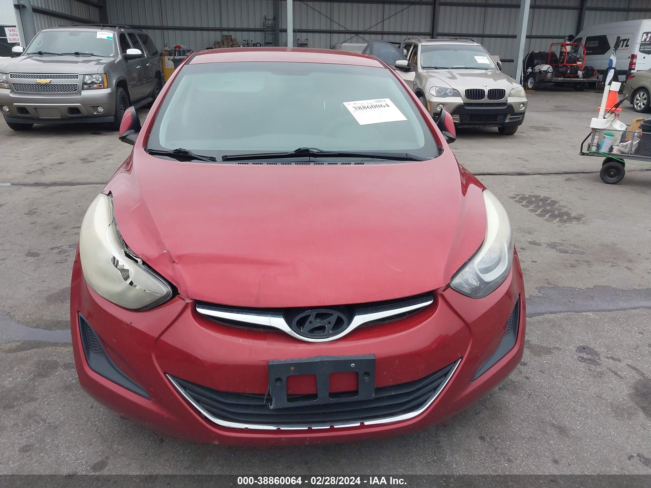 Photo 5 VIN: 5NPDH4AEXFH620300 - HYUNDAI ELANTRA 