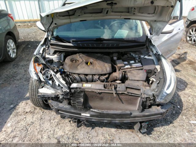 Photo 9 VIN: 5NPDH4AEXFH621415 - HYUNDAI ELANTRA 