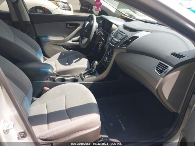 Photo 4 VIN: 5NPDH4AEXFH627974 - HYUNDAI ELANTRA 