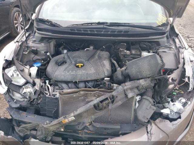 Photo 9 VIN: 5NPDH4AEXGH681714 - HYUNDAI ELANTRA 