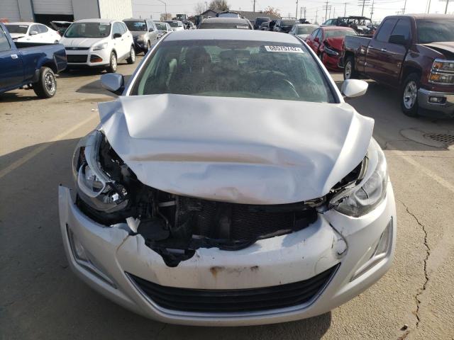 Photo 4 VIN: 5NPDH4AEXGH684645 - HYUNDAI ELANTRA SE 