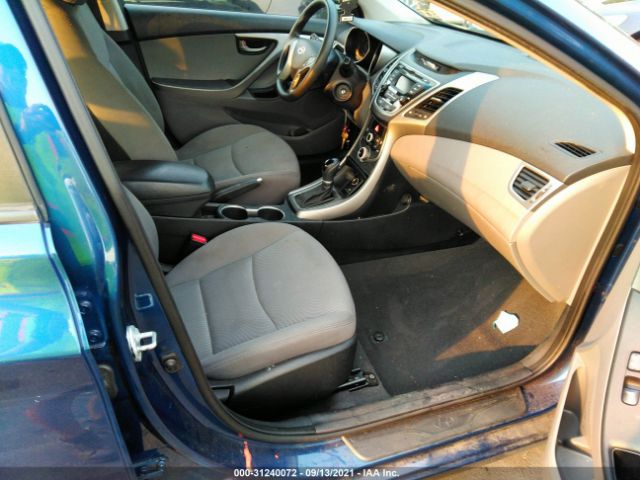 Photo 4 VIN: 5NPDH4AEXGH697962 - HYUNDAI ELANTRA 