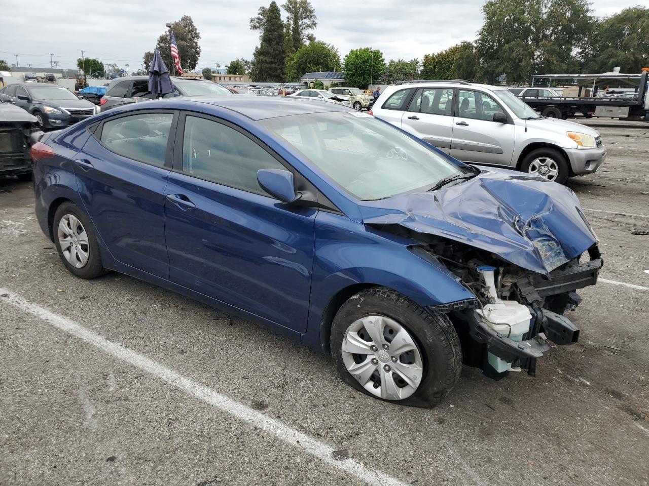 Photo 3 VIN: 5NPDH4AEXGH700679 - HYUNDAI ELANTRA 