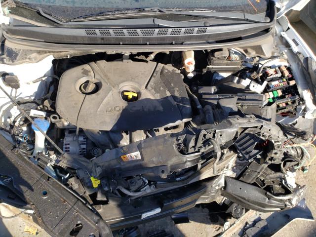 Photo 6 VIN: 5NPDH4AEXGH704540 - HYUNDAI ELANTRA SE 