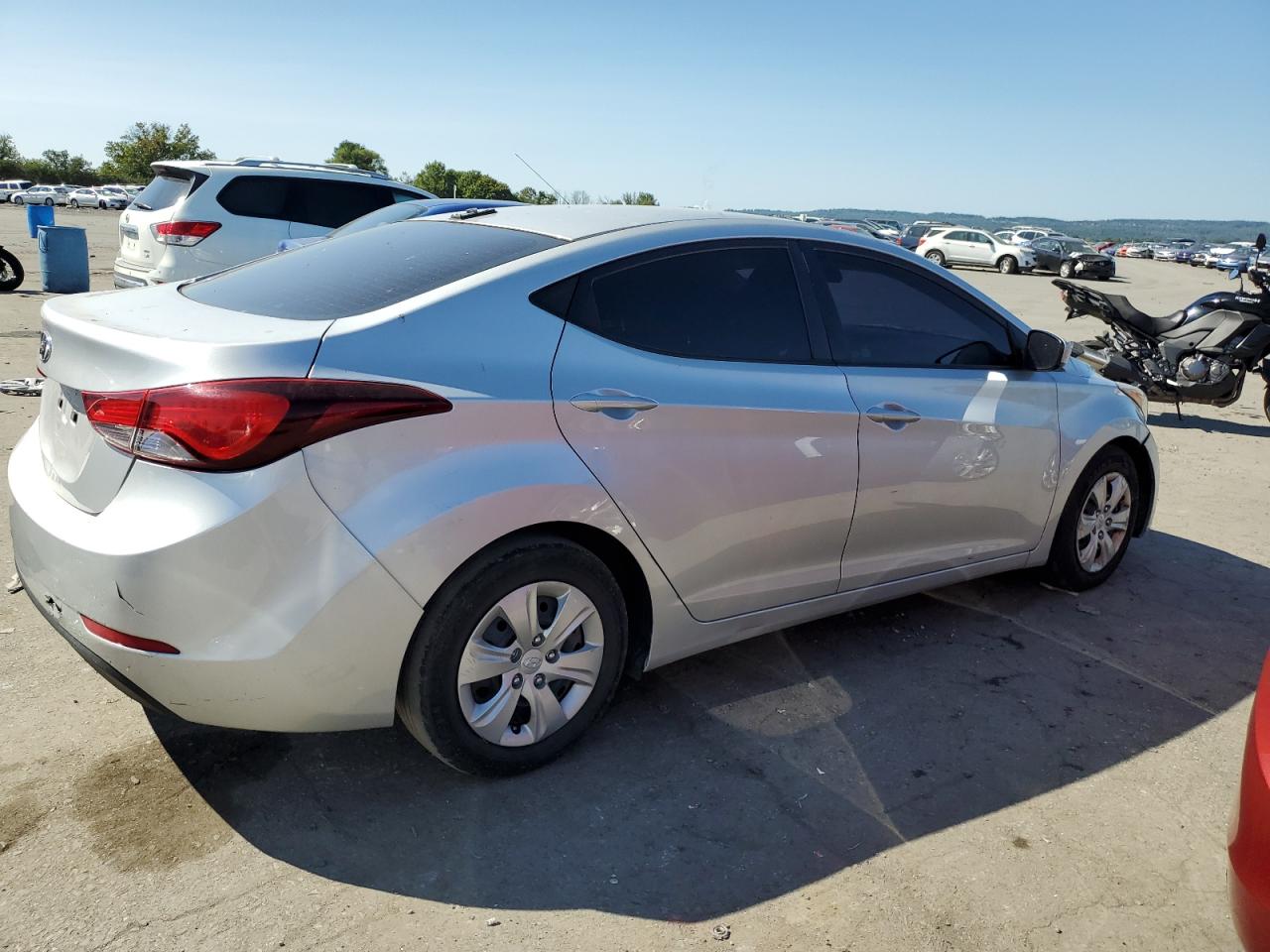 Photo 2 VIN: 5NPDH4AEXGH707972 - HYUNDAI ELANTRA 