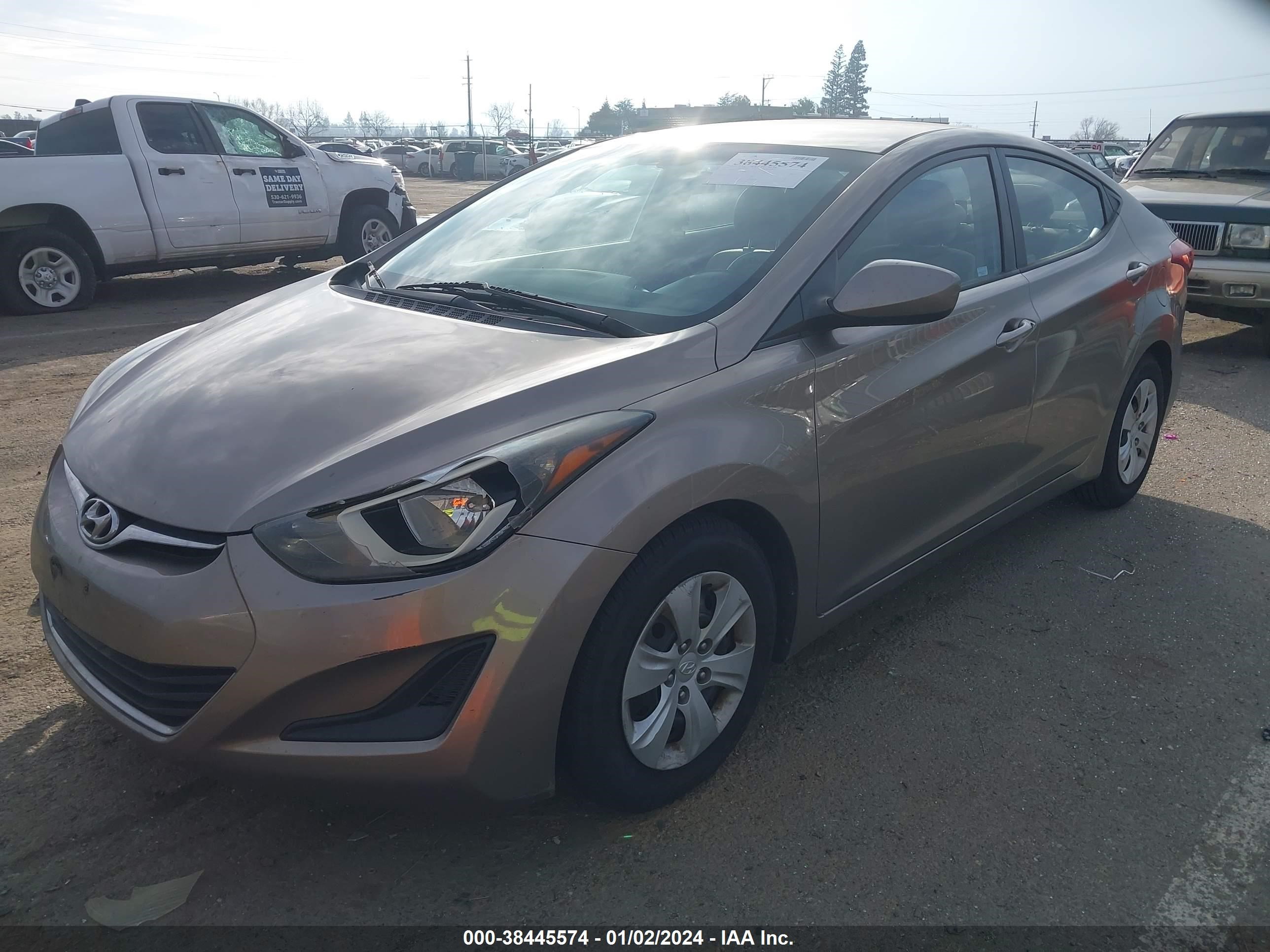 Photo 1 VIN: 5NPDH4AEXGH715179 - HYUNDAI ELANTRA 