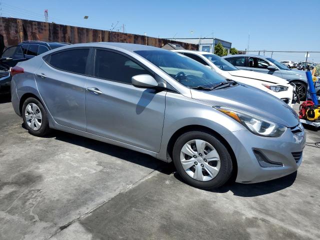 Photo 3 VIN: 5NPDH4AEXGH715666 - HYUNDAI ELANTRA SE 