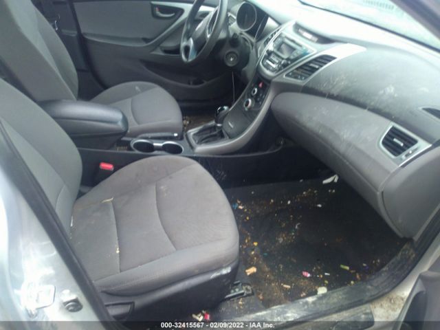 Photo 4 VIN: 5NPDH4AEXGH718874 - HYUNDAI ELANTRA 