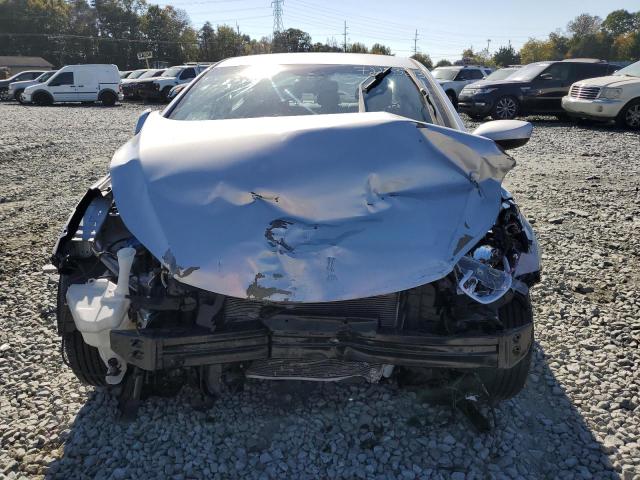 Photo 4 VIN: 5NPDH4AEXGH742799 - HYUNDAI ELANTRA 