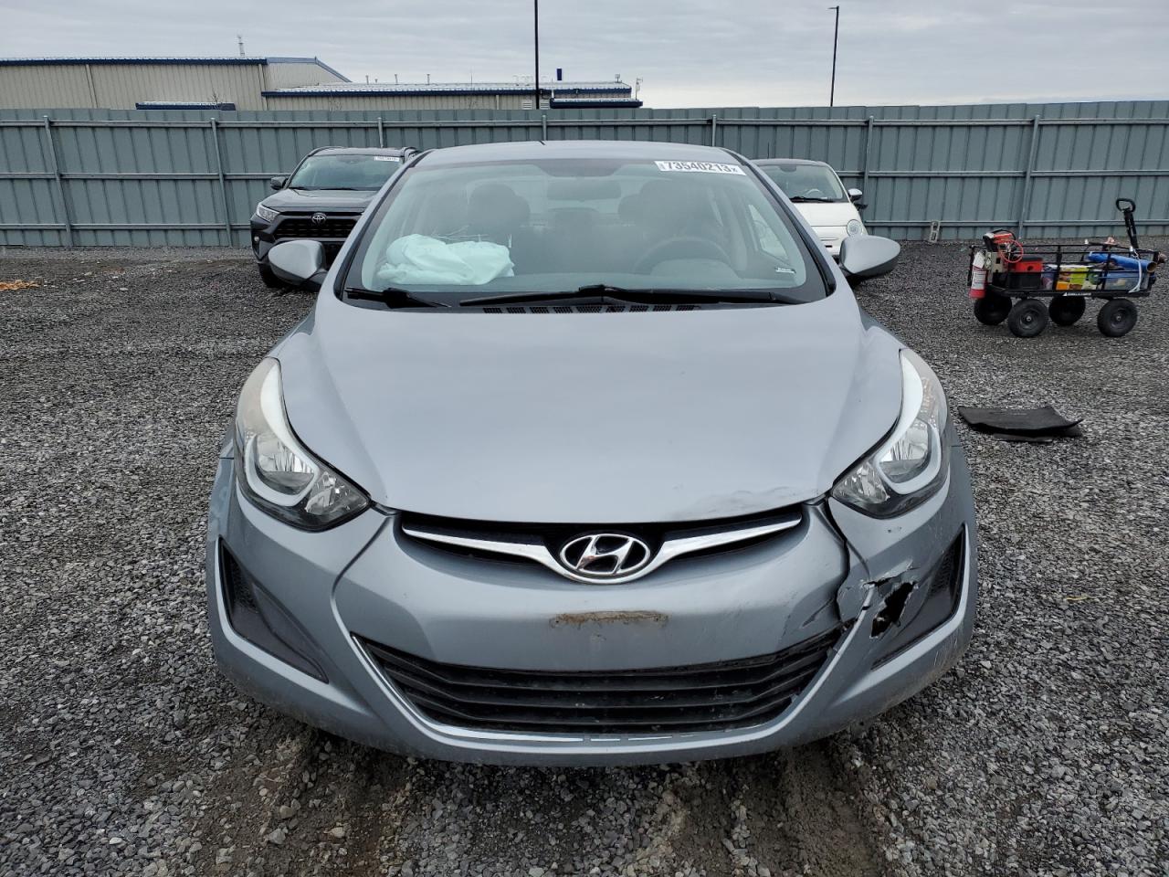 Photo 4 VIN: 5NPDH4AEXGH749235 - HYUNDAI ELANTRA 