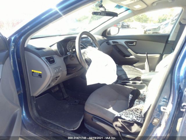 Photo 4 VIN: 5NPDH4AEXGH749638 - HYUNDAI ELANTRA 